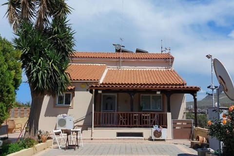 BAXES μπαξες Apartment in Crete