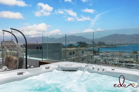 Natural landscape, Hot Tub