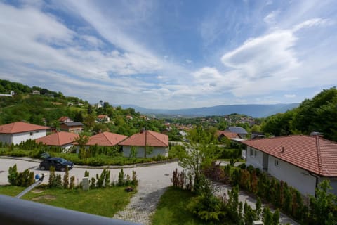 Spring, Day, Neighbourhood, Natural landscape, Mountain view