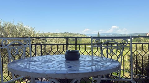 Day, Natural landscape, View (from property/room), Balcony/Terrace