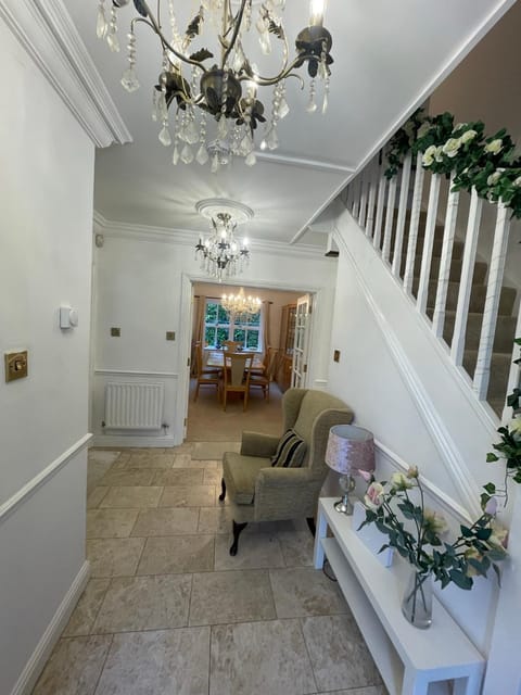 Beautiful 6 Bedroom House Oxford City Villa in Oxford