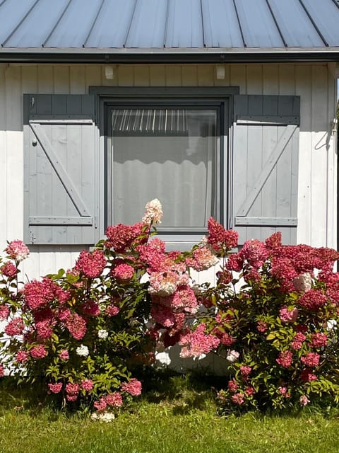 Wrzosowa Zatoka House in Pomeranian Voivodeship