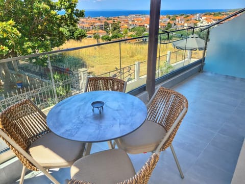 Natural landscape, View (from property/room), Balcony/Terrace, Sea view