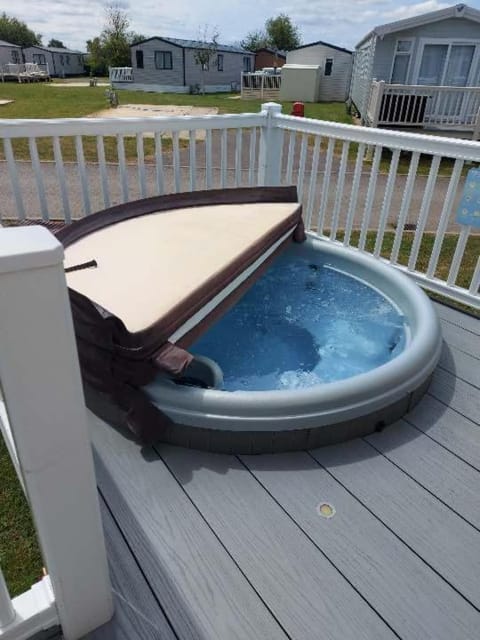 Hot Tub, Balcony/Terrace