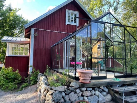 Den lilla röda stugan House in Turku