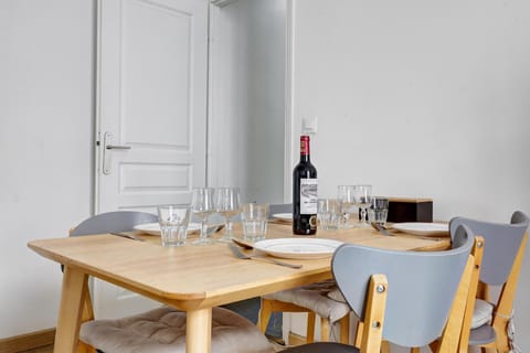 121 - 4 Personnes Jeux Olympiques Stade de France Apartment in Aubervilliers