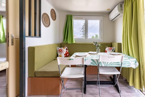 Villa Aleo solo familias Campground/
RV Resort in Alhaurín de la Torre