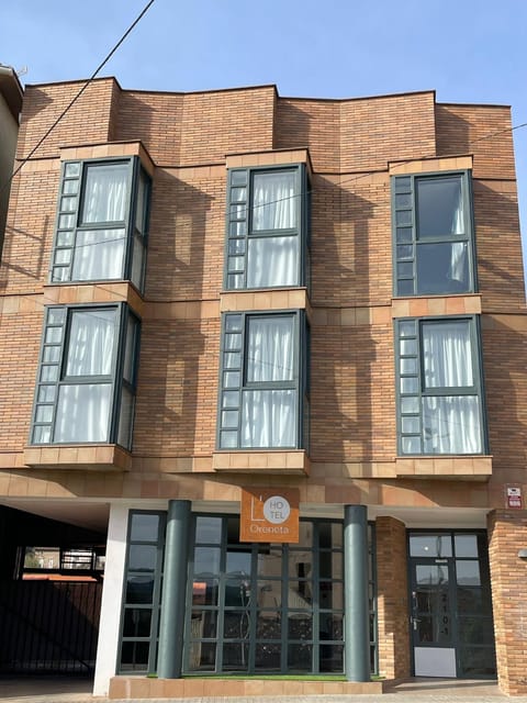 Property building, Day