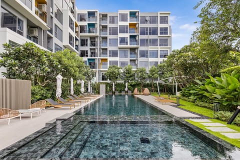 Property building, Pool view, Swimming pool
