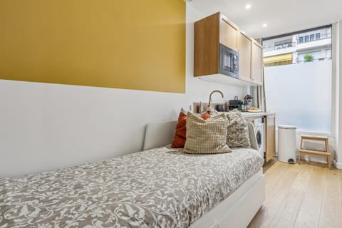 Lavie Maison Hot Tub Seaside Studio Apartment in Nice