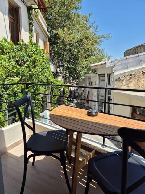 Day, View (from property/room), Balcony/Terrace, Dining area