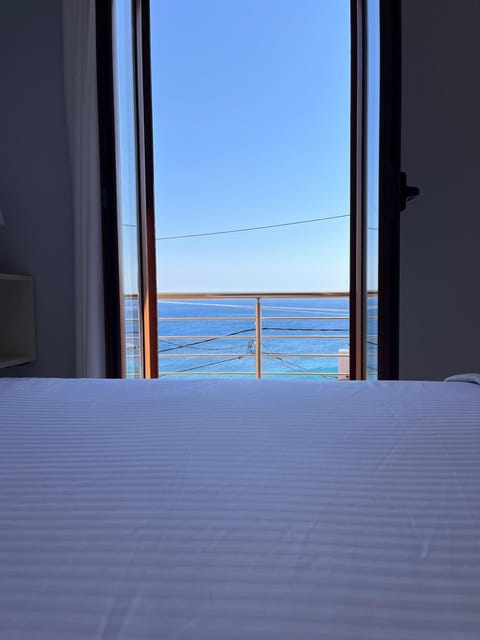 Bedroom, Sea view
