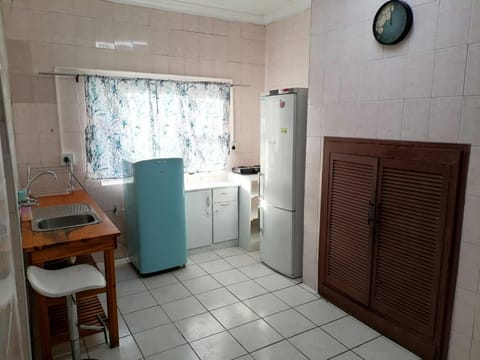 37 The trout Lodge Bed and Breakfast in Cape Town