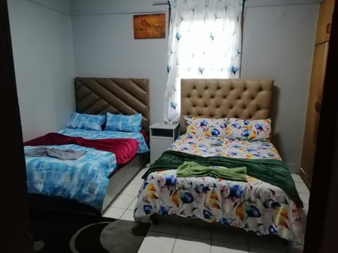 37 The trout Lodge Bed and Breakfast in Cape Town