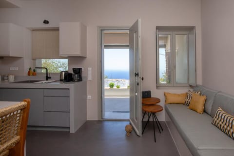 View (from property/room), Kitchen or kitchenette, Living room, Seating area, Dining area