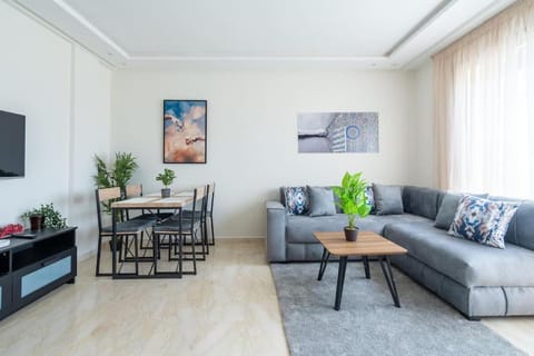 Communal lounge/ TV room, Living room, Seating area