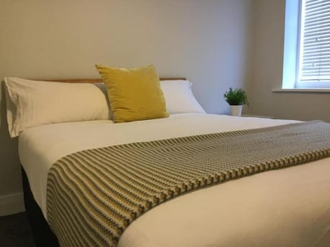 Smithfield area 2 bed apt 15 min walk to Temple Bar Apartment in Dublin