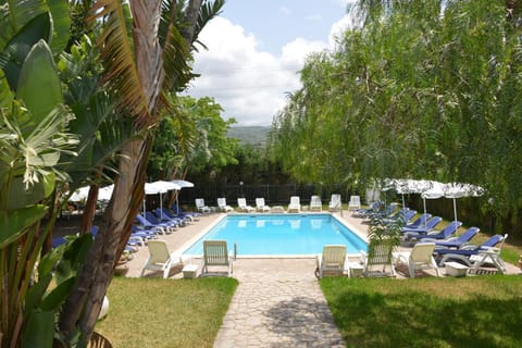 Garden, Swimming pool, Swimming pool