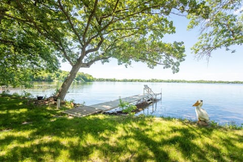 The Cowdry Cottage - Pet-Friendly - Canoe - Bikes House in Alexandria