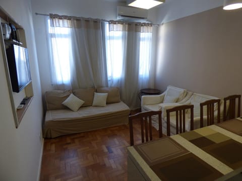 Coffee/tea facilities, Seating area, Dining area