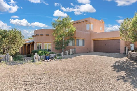 Roadrunner Retreat in Santa Fe NM House in Santa Fe