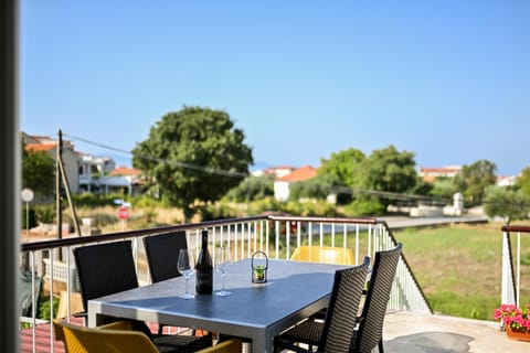 Balcony/Terrace, Dining area