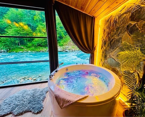 Hot Tub, River view