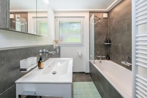 Shower, Bathroom, Bath