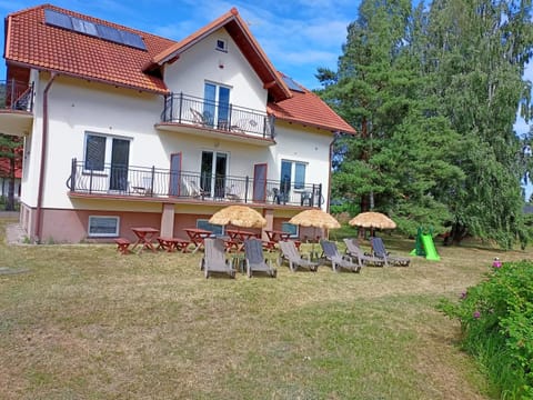 Property building, Patio, Garden
