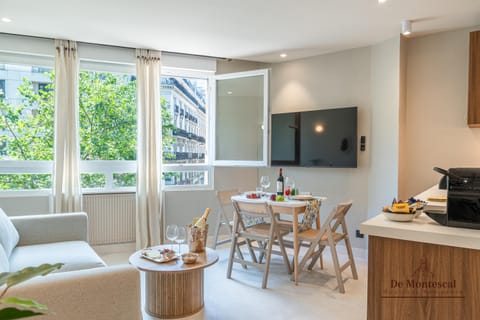 Montparnasse AC appartment in a prime location 22 -36M2 Apartment in Paris