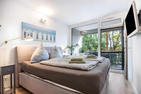 Living room, Bedroom