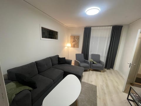 Living room, Photo of the whole room