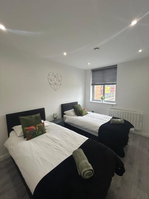Spacious Modern Suite - 2Bed - City Centre Apartment in Leicester
