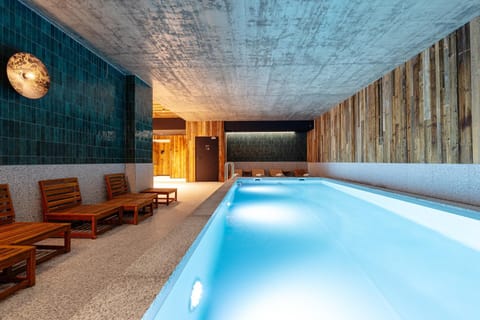 Swimming pool, Swimming pool, sunbed