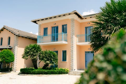 Property building, Day
