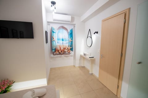 GRAND HAYAT VILLA Santorini Villa in Mesaria