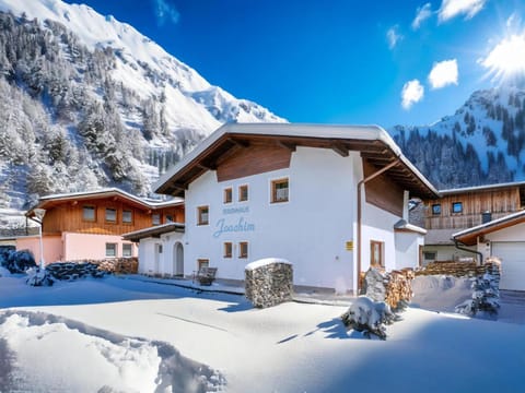 Property building, Winter