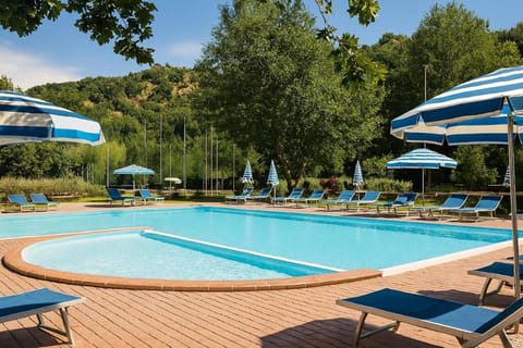 Spring, Mountain view, Swimming pool