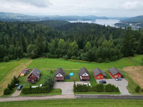 Property building, Day, Neighbourhood, Natural landscape, Bird's eye view, Lake view, Mountain view, Parking