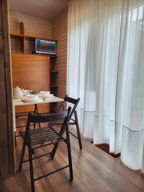 TV and multimedia, Living room, Dining area