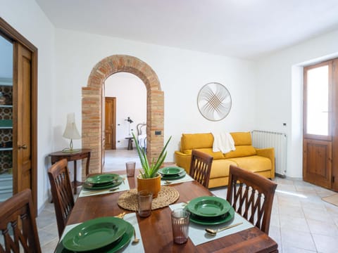 Bathroom, Living room, Bedroom