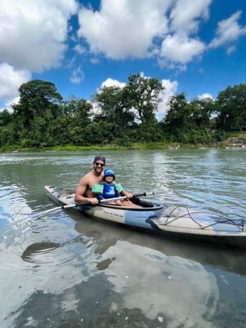 The River Haven - Sleeps 32 - on Guadalupe River House in McQueeney