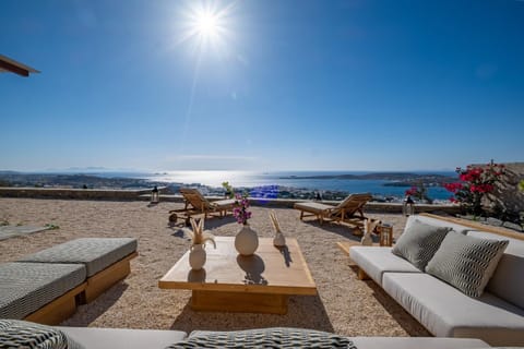 Seating area, Sea view, sunbed
