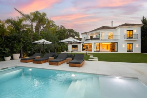 Garden, Swimming pool