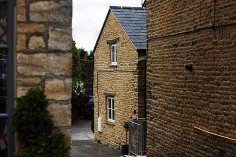The Bakehouse Villa in Chipping Norton