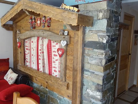 Location Les Gets : Spacieux 4 pièces pour 9 pers, proche centre, parking privé, terrasse ensoleillée - FR-1-802-33 Apartment in Les Gets