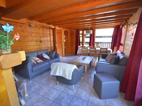 Les Gets - Duplex 5 pièces, 10 pers, proche pistes, terrasse, parking - FR-1-802-70 House in Les Gets
