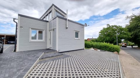 Property building, Neighbourhood, Street view