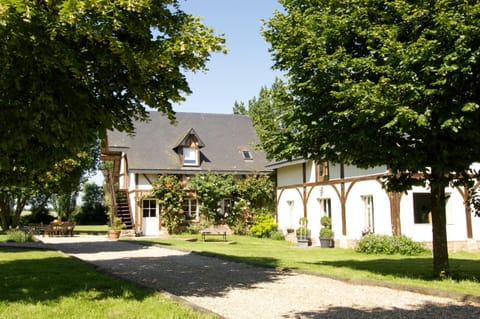 Property building, Spring, Day, Summer, Garden, Banquet/Function facilities, Garden view, Seasons, Family, pet friendly, wedding, acessibility