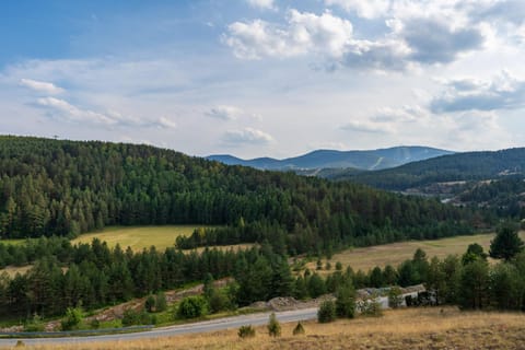 Nearby landmark, Natural landscape, Mountain view